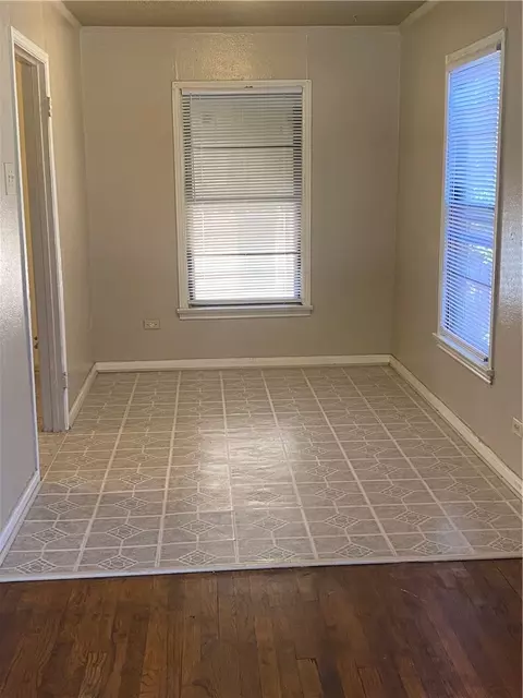 2605 Lyle Ave, Waco, TX 76708 photo 3