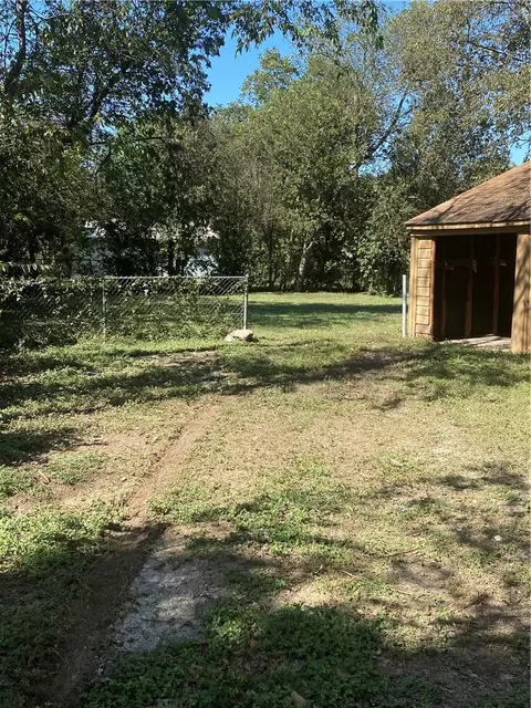2605 Lyle Ave, Waco, TX 76708 photo 13