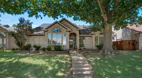 5613 Highgate Ln, Rowlett, TX 75088