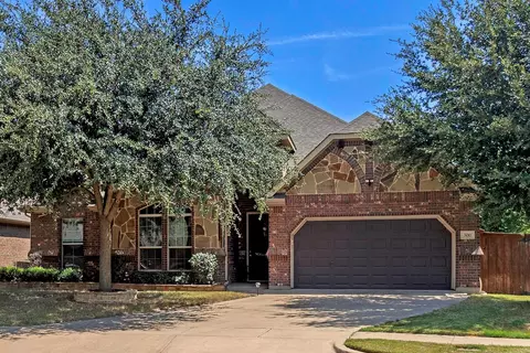 300 Canadian Ln, Burleson, TX 76028