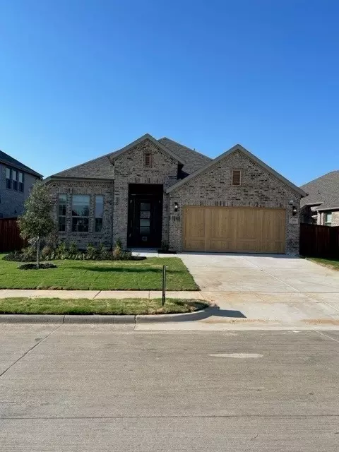 2504 Tilden Ln, Venus, TX 76084