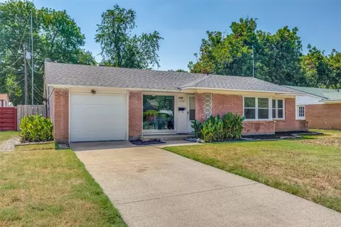 13336 Mount Castle Dr, Farmers Branch, TX 75234