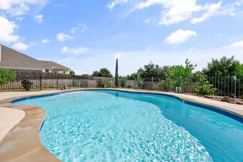 10100 Saint James St, Fort Worth, TX 76244