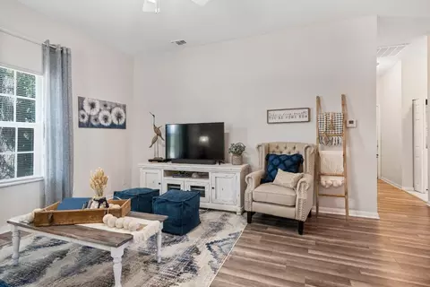 111 N Britton St, Tom Bean, TX 75489