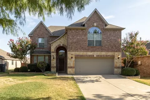 605 Catalpa Rd, Fort Worth, TX 76131