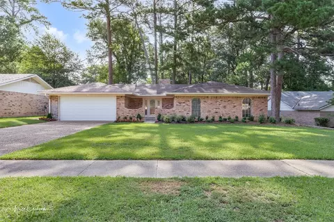 9621 Blom Blvd, Shreveport, LA 71118