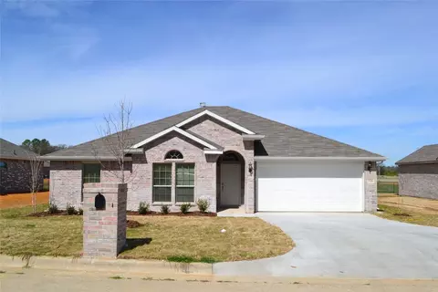 3716 Dutch Iris Ln, Forest Hill, TX 76140