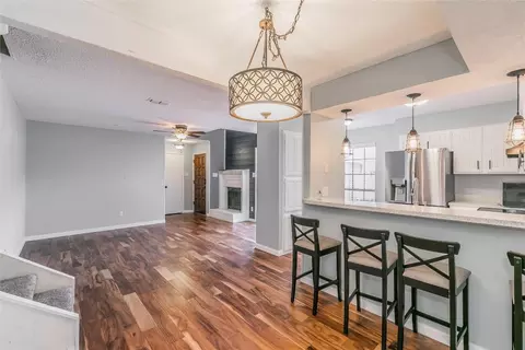 1719 Westview Ter #L, Arlington, TX 76013