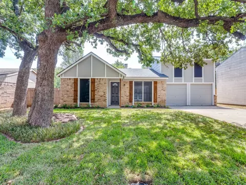 5805 Guildwood Dr, Arlington, TX 76017