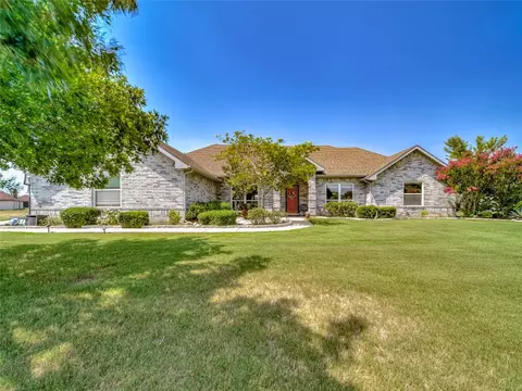 843 Sherry S Ln, Krugerville, TX 76227