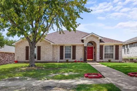 1764 Gentry St, Lancaster, TX 75134