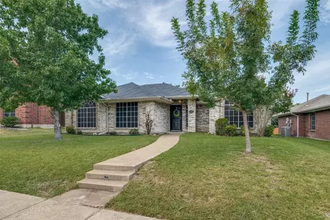 5304 Lee Hutson Ln, Sachse, TX 75048