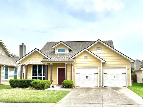 2917 Savill Gdns, Denton, TX 76207