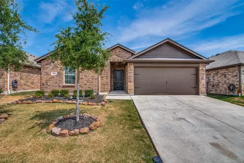855 Roland Dr, Fate, TX 75189