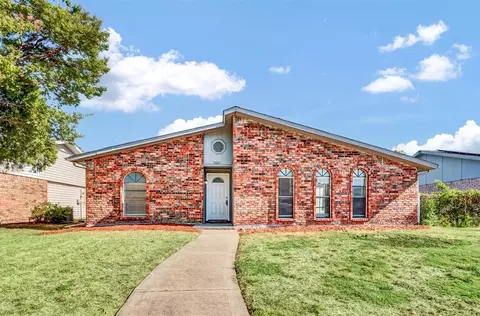 5005 Roberts Dr, The Colony, TX 75056