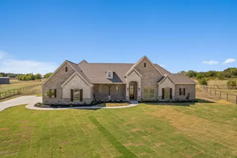 3005 Infinity Dr, Weatherford, TX 76087