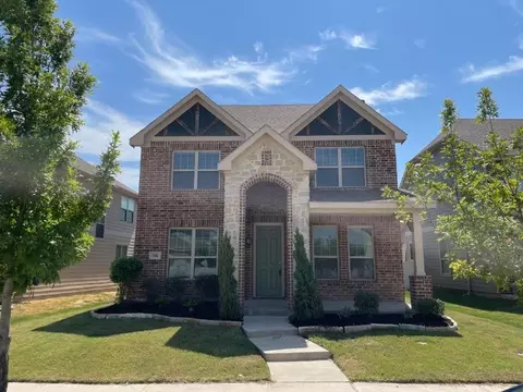 720 Whitemarsh Dr, Aubrey, TX 76227