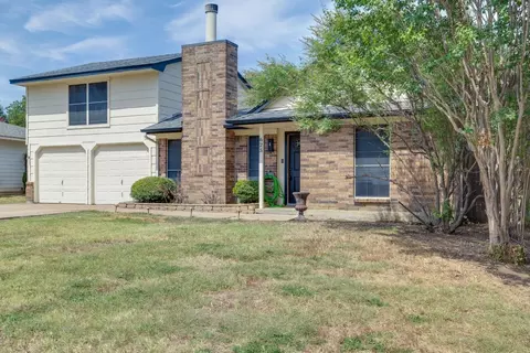625 S Walnut Creek Dr, Mansfield, TX 76063