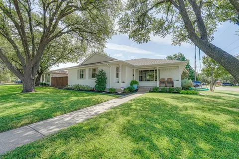 8406 Banquo Dr, Dallas, TX 75228