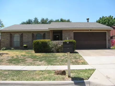6313 Yarmouth Ave, North Richland Hills, TX 76182