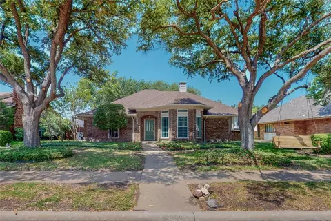 2409 Golden Oaks Dr, Garland, TX 75044