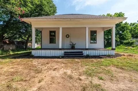 2120 E Price, Paris, TX 75460