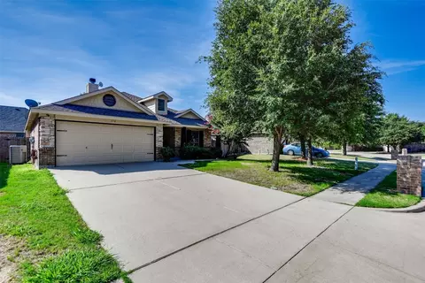 116 Buckskin Dr, Waxahachie, TX 75167