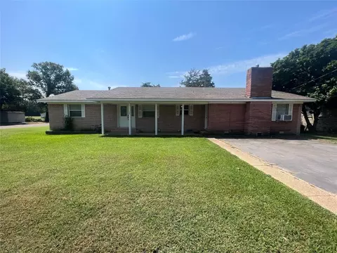 307 Nuss Dr, Mineola, TX 75773