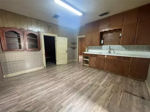 604 S 6th St, Haskell, TX 79521 photo 9