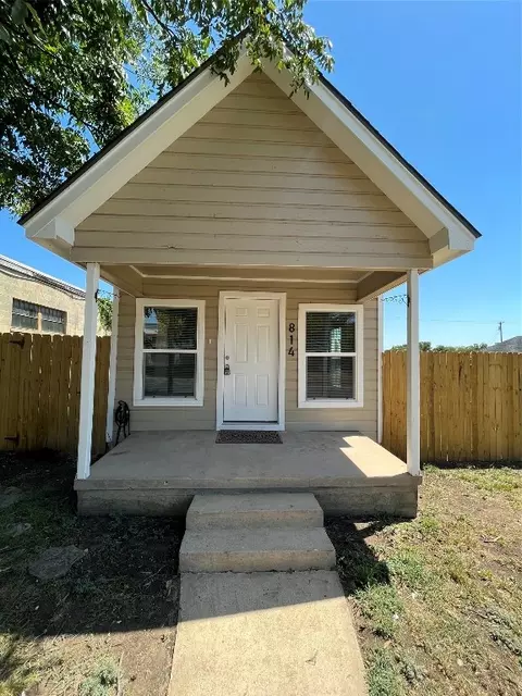 814 E Houston St, Sherman, TX 75090