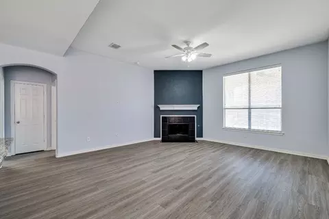 312 Brasher Ln, Euless, TX 76040 photo 21
