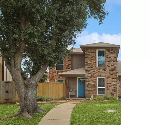 709 Peach Ct, Grapevine, TX 76051