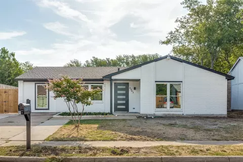6961 Sunflower Cir N, Fort Worth, TX 76120