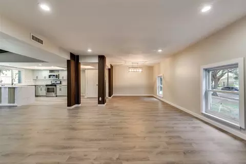 1435 Big Bend Dr, Plano, TX 75023