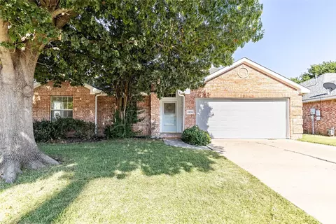 8206 Sundeck St, Frisco, TX 75035
