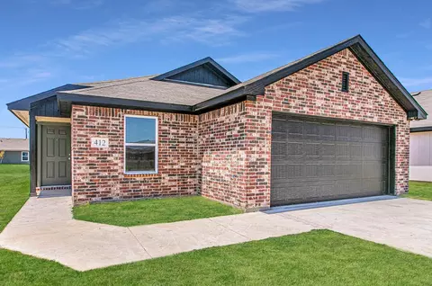 412 Bobbie St, Mabank, TX 75147