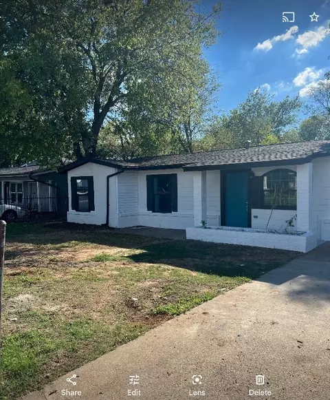 4320 S Hughes Ave, Fort Worth, TX 76119