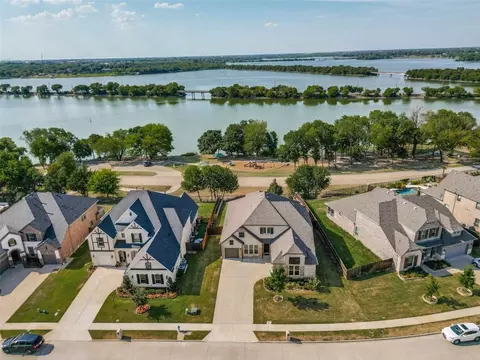 2921 Burgundy Trl, Rowlett, TX 75088