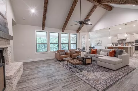 150 Red Top Rd, Poolville, TX 76487