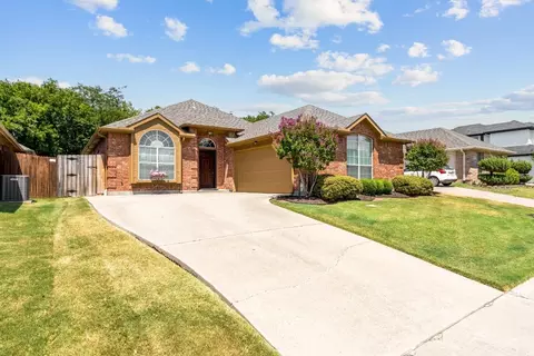 1849 Carver Dr, Carrollton, TX 75010