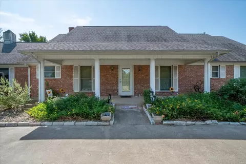 180 Vz County Road 3111, Edgewood, TX 75117