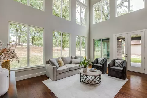 229 Hide-a-way Dr, Mabank, TX 75156