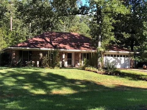 136 Chimney Ln, Haughton, LA 71037