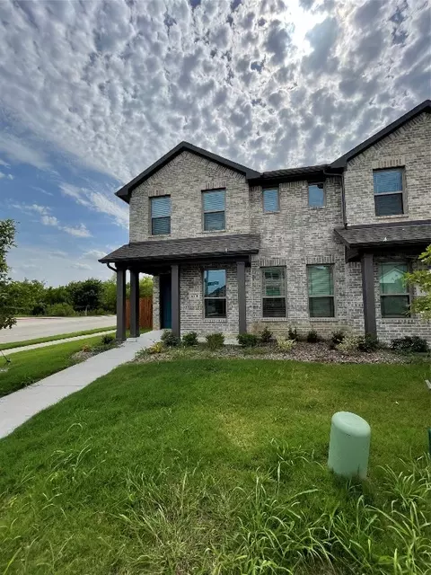 6701 Glimfeather Dr, Fort Worth, TX 76179