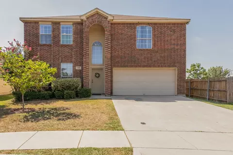 1108 Castle Top Dr, Haslet, TX 76052