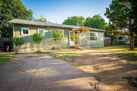 2065 Collins Ave, Abilene, TX 79603