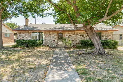 1034 Chappell St, Mesquite, TX 75149