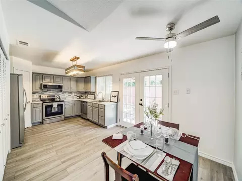 2103 Argonne Dr, Carrollton, TX 75007