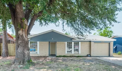 1326 Palisades Dr, Lewisville, TX 75067
