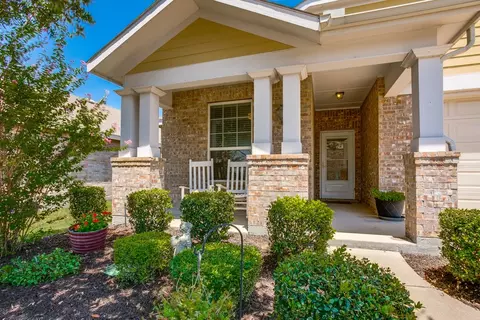 2106 Rains County Rd, Forney, TX 75126
